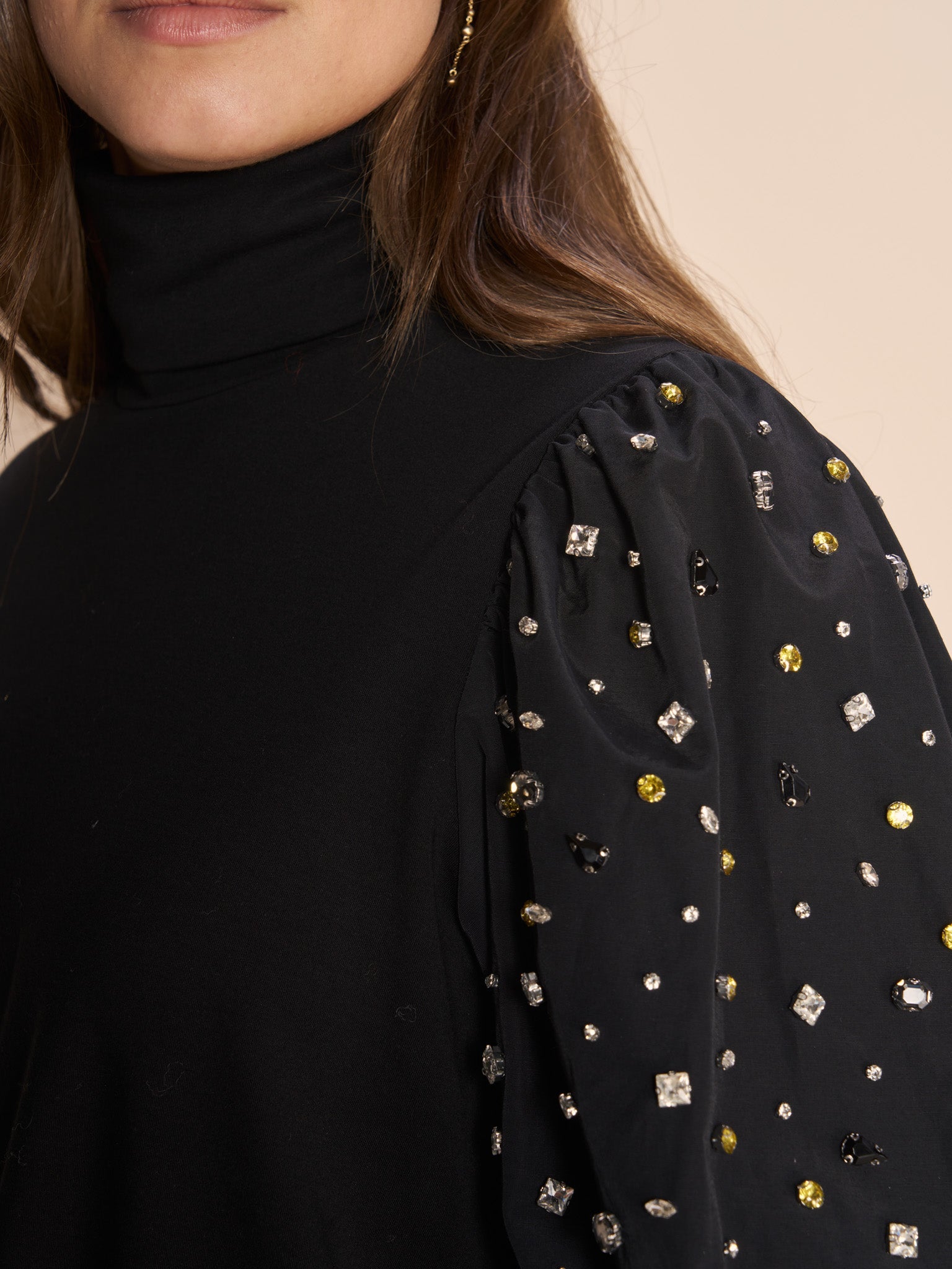 Modelshot / Black / Detail